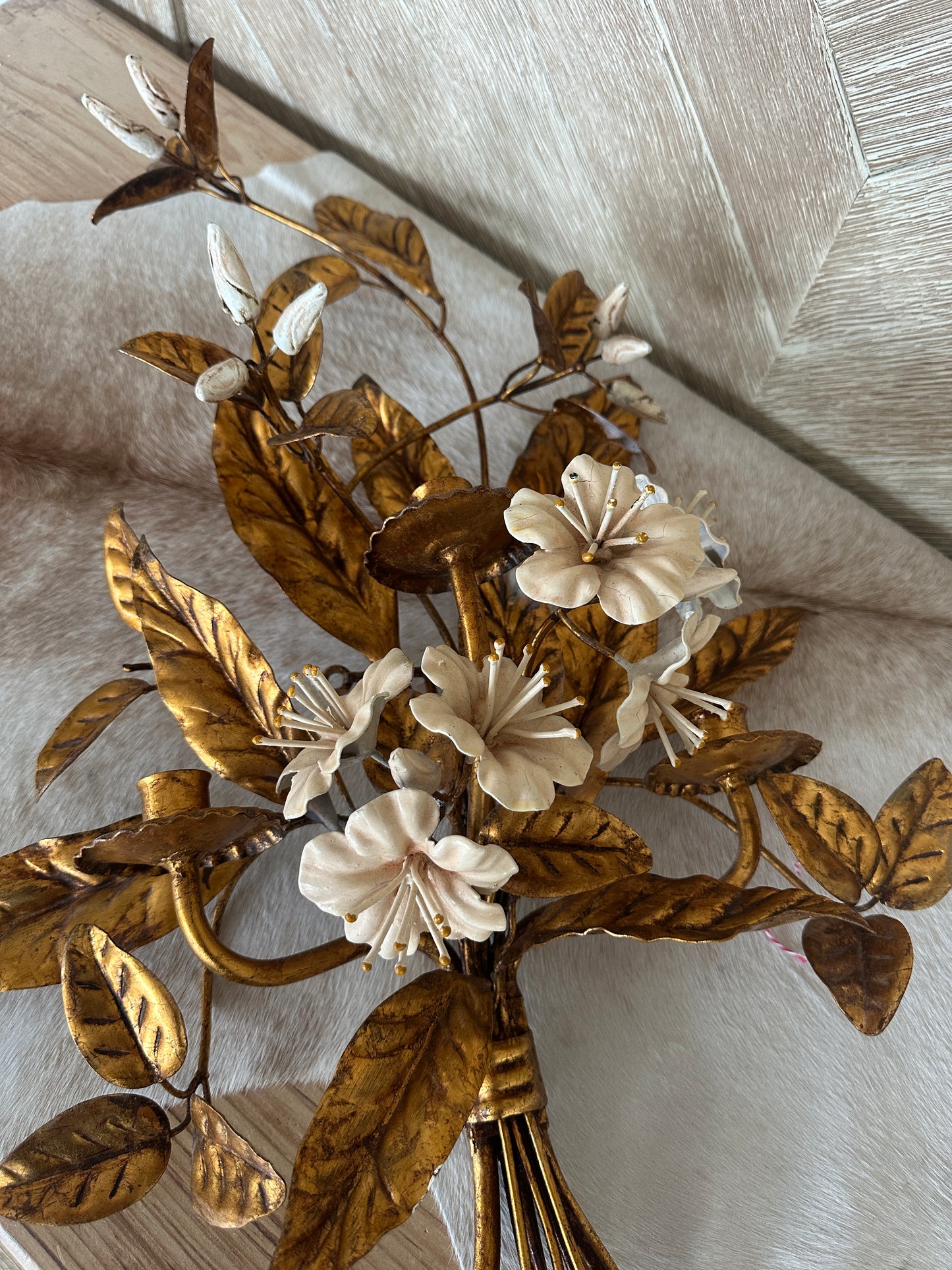 Hollywood Regency Gold Gilded Wall Sconce