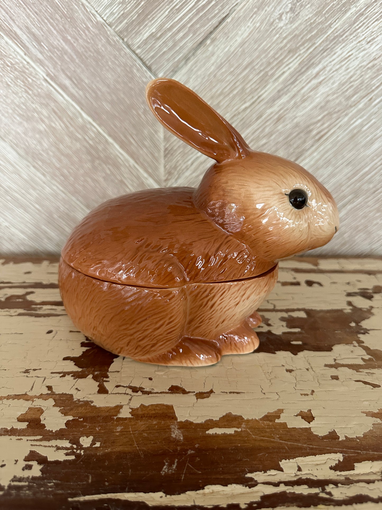 Vintage Lidded Box Rabbit