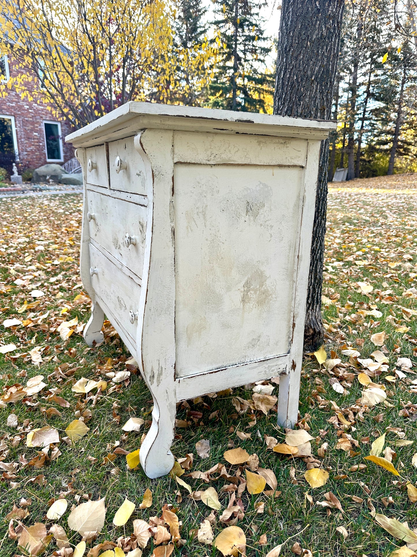 Shabby Painted Dresser