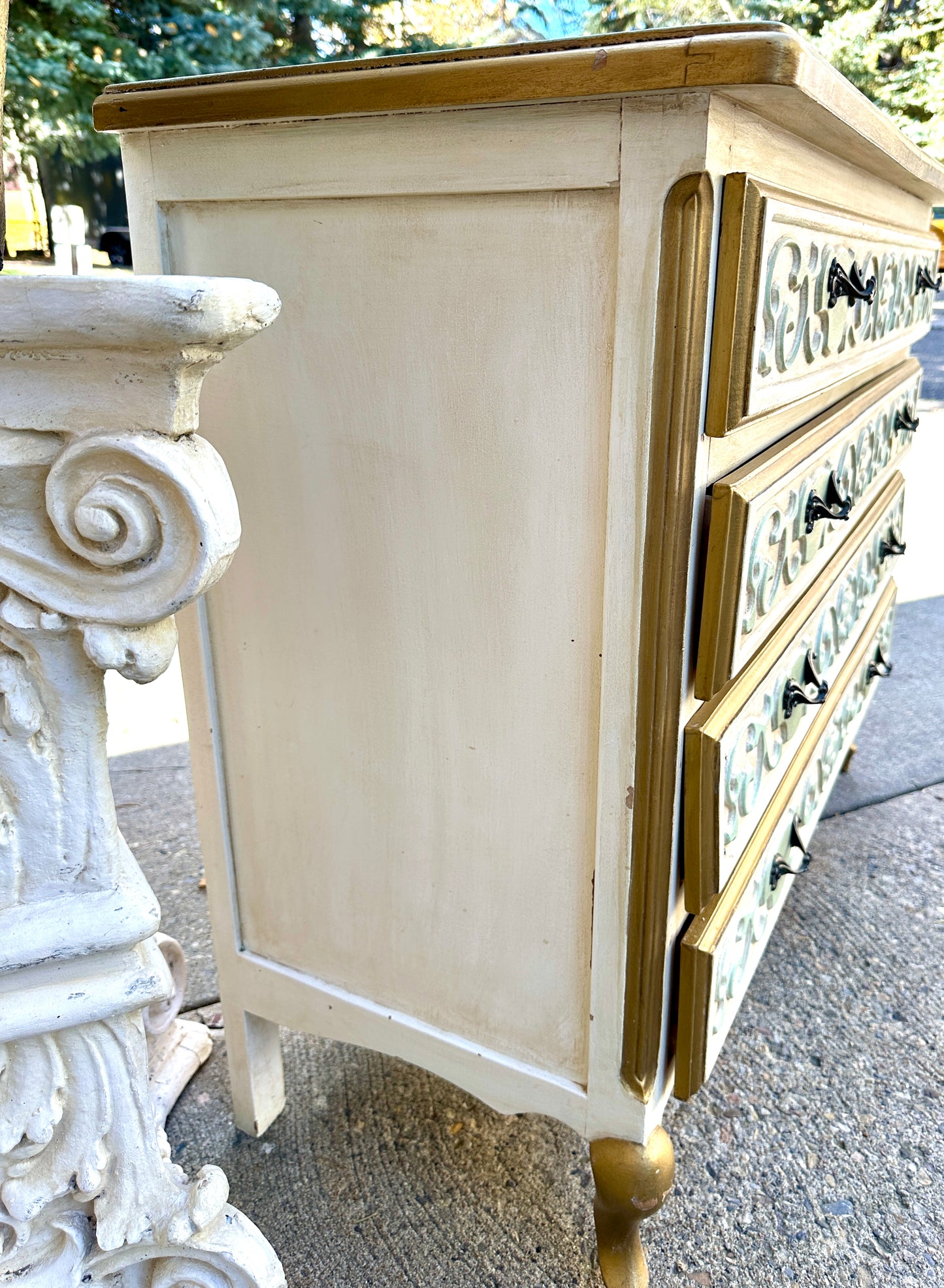 Vintage Chest of Drawers