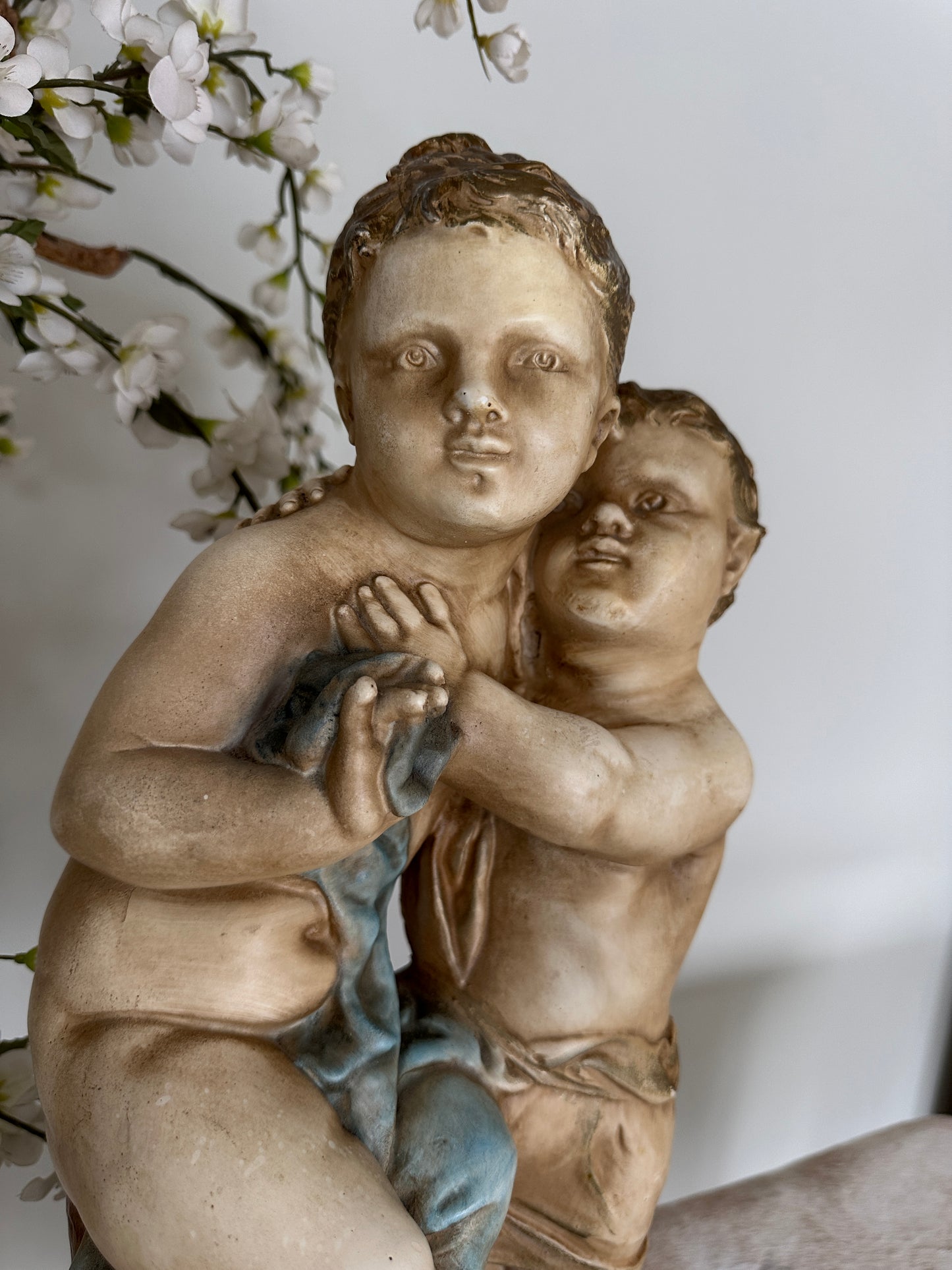 Abbott of England Ceramic Statue Children