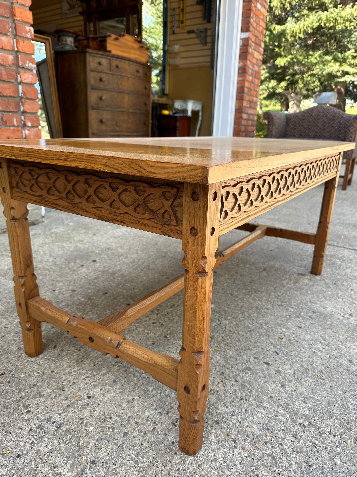 Oak Coffeetable