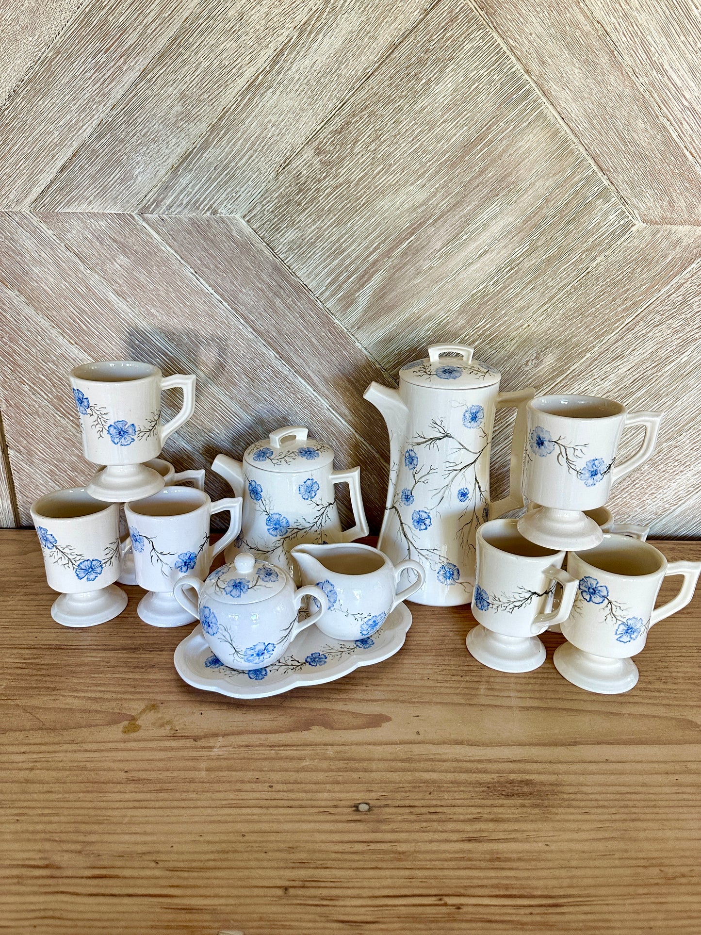 Vintage Arnels Coffee/Tea Set